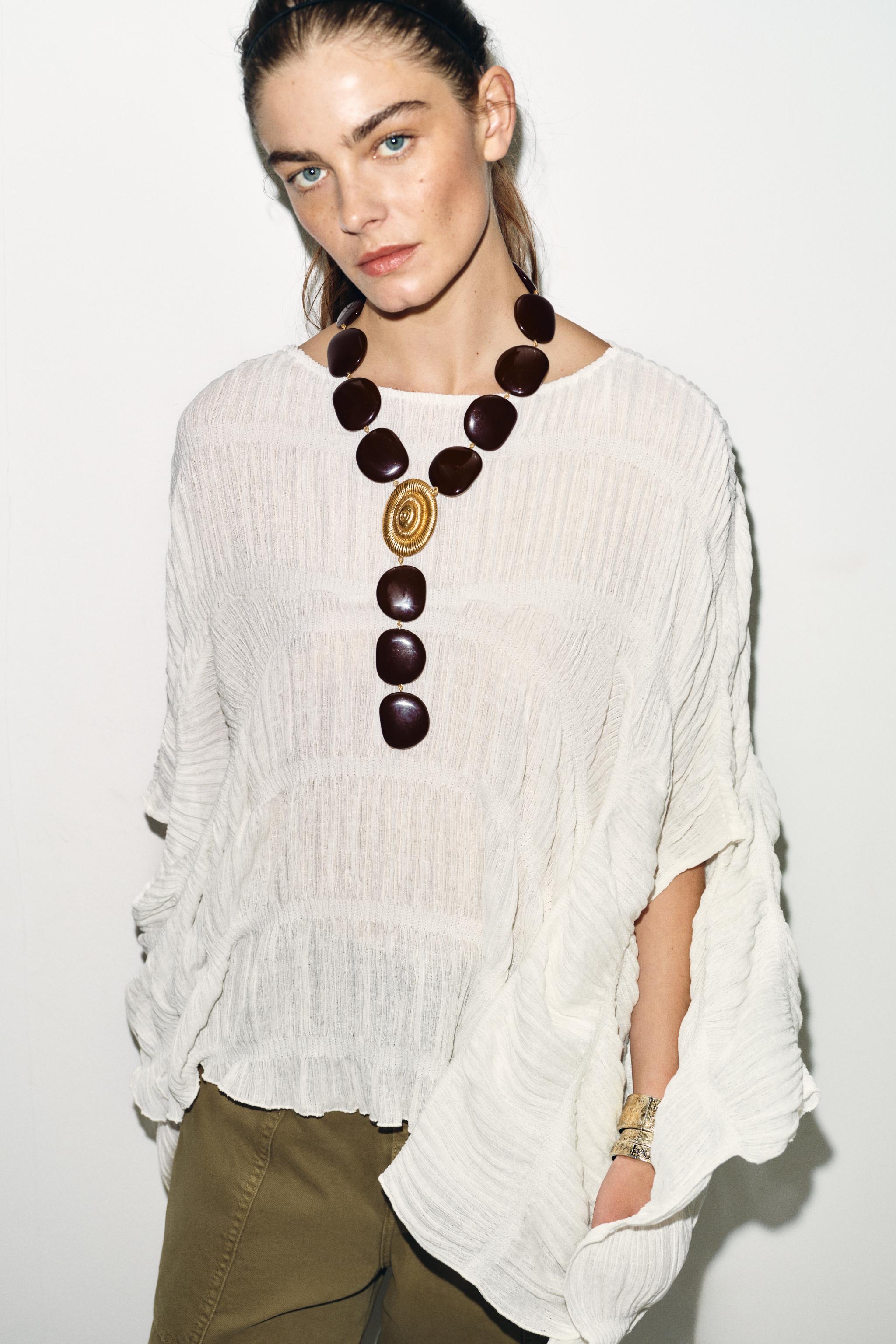 COLLIER PIERRES ET COQUILLAGE